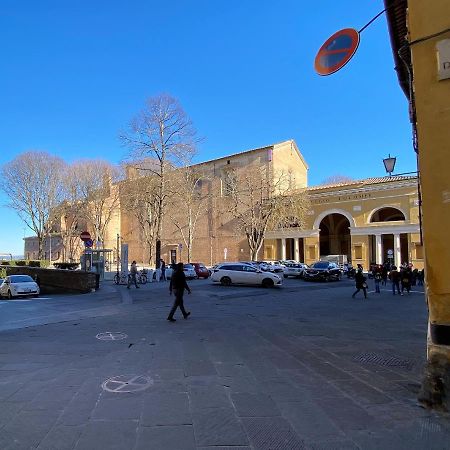 Violante-Central Apartment In Siena Exterior foto